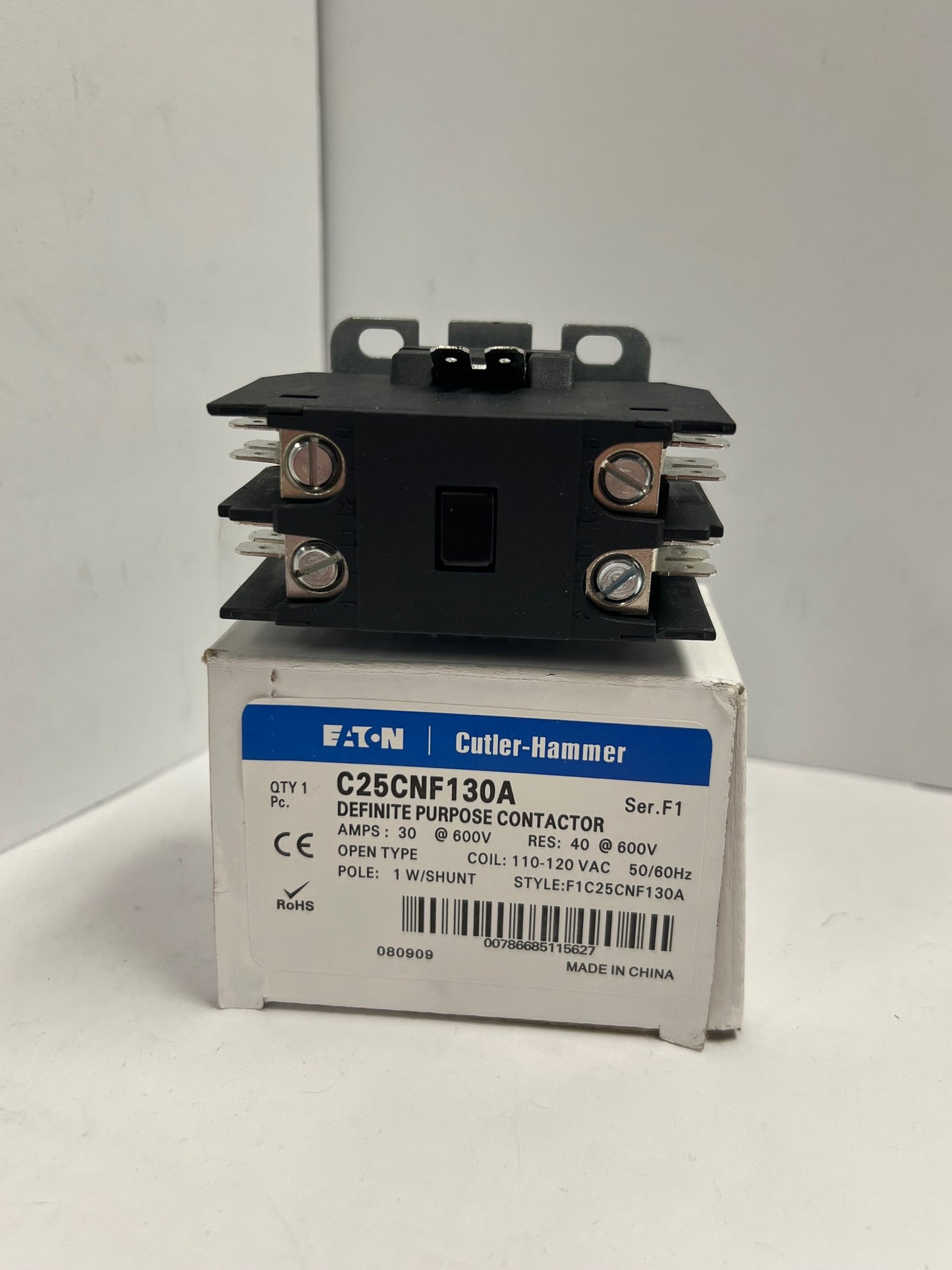 (1) NEW Eaton Cutler-Hammer C25CNF130A 110-120VAC Definite Purpose Contactor